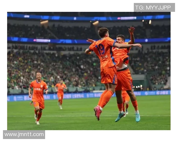 泽卡闪耀赛场助力山东泰山逆转胜利展现强大团队精神