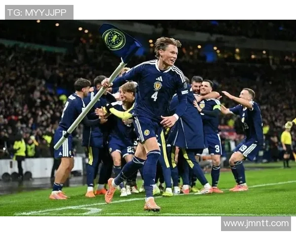 巴黎圣日耳曼逆袭力克曼联首次进决赛引爆全欧洲足坛舆论热议